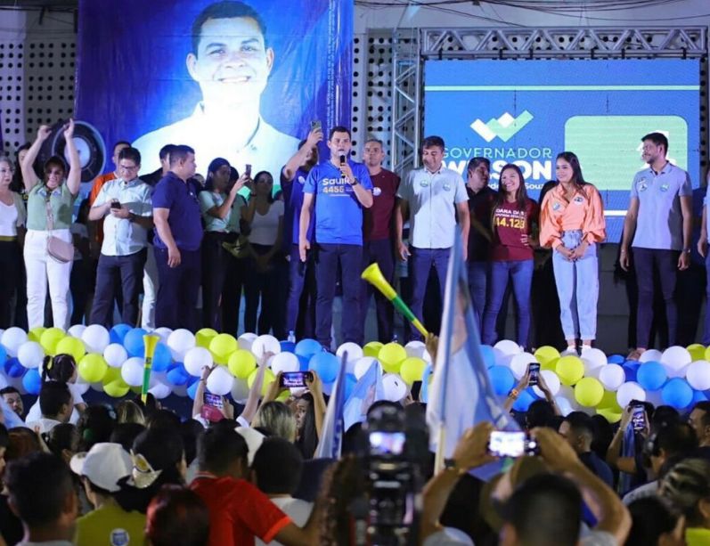 Saullo é recebido com grande festa no Alvorada, em Manaus