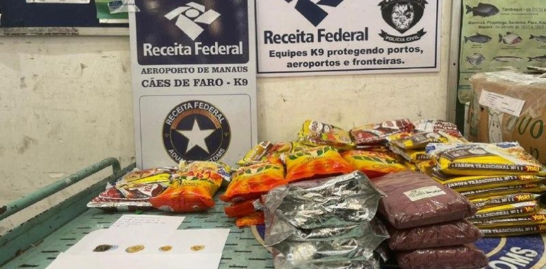 Receita Federal apreende cocaína escondida em embalagens de farofa, café e açaí nos Correios