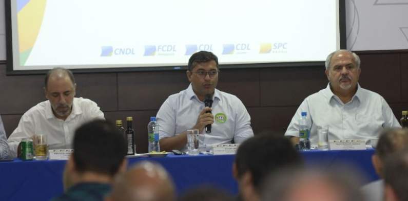 Wilson Lima apresenta plano de governo a integrantes da Câmara de Dirigentes Lojistas