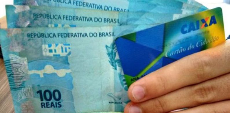 Abono salarial será pago a 1,1 milhão de trabalhadores nesta segunda (17); veja se tem direito