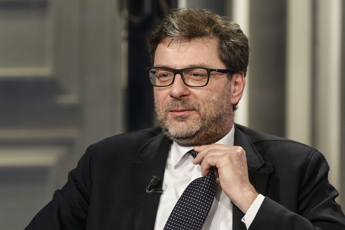 Presidente da Itália nomeia Giancarlo Giorgetti como ministro da Economia