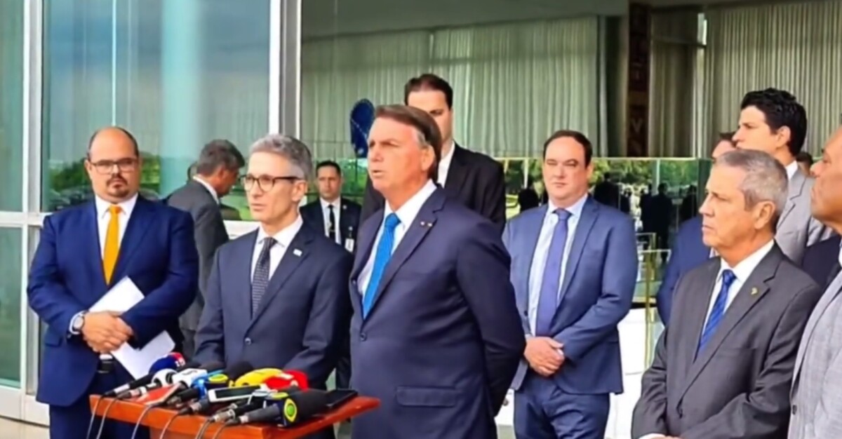 Presidente Bolsonaro e Governador Romeu Zema fazem pronunciamento à nação; veja vídeo