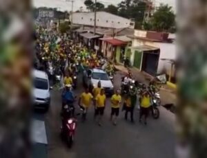 Motociata reúne multidão em apoio ao presidente Bolsonaro no interior do AM: "Manicoré com o capitão"!