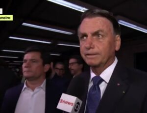 Presidente Jair Bolsonaro acompanhado ao lado de Sério Moro no debate na Globo; veja vídeo