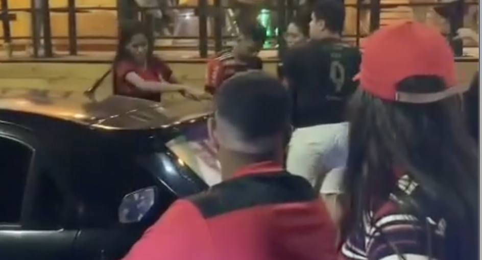 Flamenguista é acusado de quebrar nariz de mulher depois do jogo, no Eldorado; veja vídeo