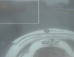 Piloto de F1 quase bate de frente com trator que estava na contramão em pista do Japão; veja vídeo