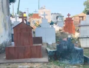 Homem é morto a tiros e desovado dentro de Cemitério em Manaus; veja imagem