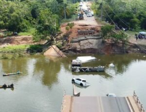 Último veículo onde ponte desabou na BR-319 é retirado do rio Curuçá por bombeiros; veja vídeo