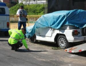 Veículos abandonados nas ruas serão recolhidos para o parqueamento da Prefeitura de Manaus