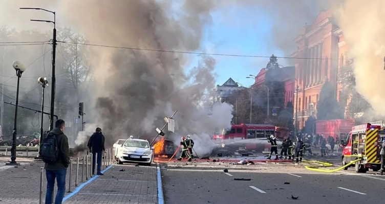 Guerra na Ucrânia: novo bombardeio em Kiev deixa oito pessoas mortas