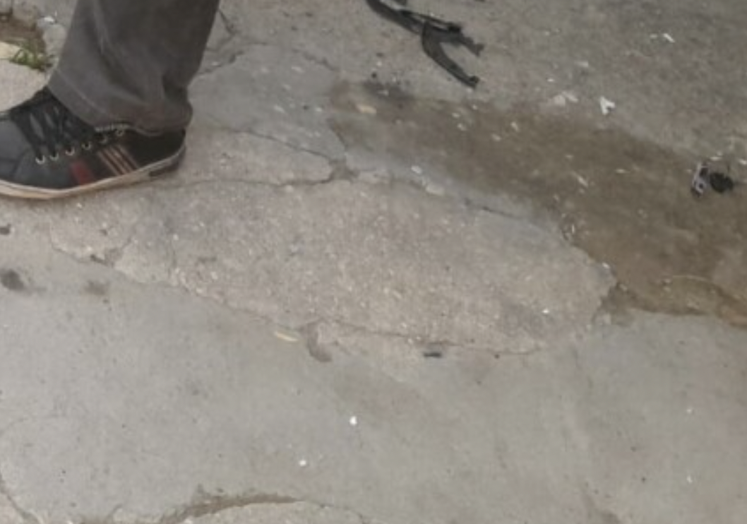 Urgente: motoqueiro perde controle e é arremessado por metros no bairro  São José; veja