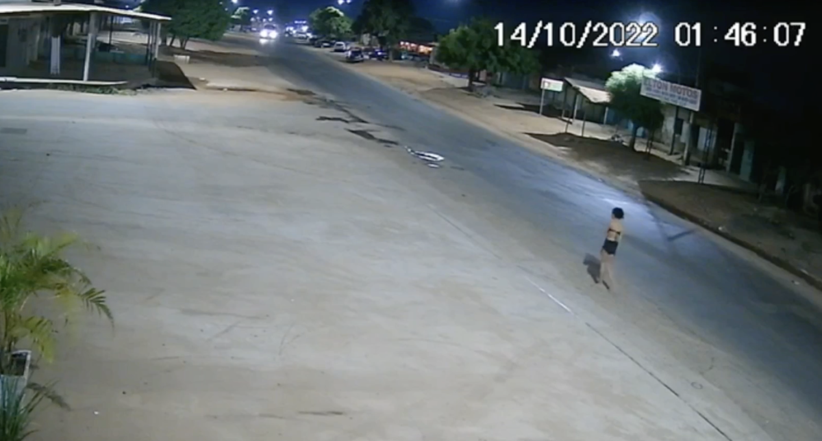 Linda jovem sai para caminhar de madrugada e é morta da pior maneira possível; veja vídeo