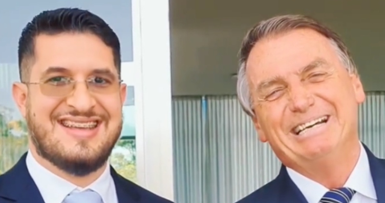 Ao lado do presidente, Chefe da Casa Civil Militar reforça apoio a Bolsonaro no 2º turno; veja vídeo