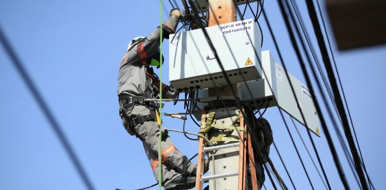 Reviravolta: TJAM derruba decisão de Barroso e proíbe Amazonas Energia de instalar novos medidores