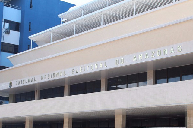 Justiça determina suspensão da divulgação de pesquisa eleitoral irregular no Amazonas