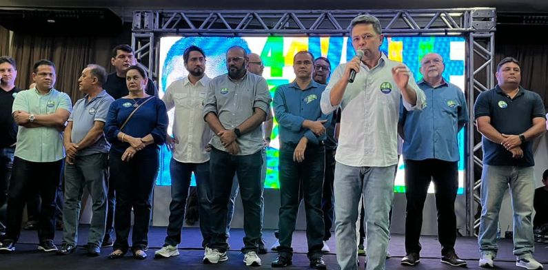 Mais da metade dos vereadores de Manaus declara apoio à chapa Wilson e Tadeu de Souza