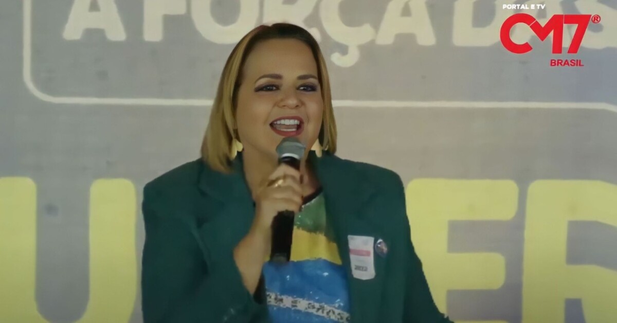 Presidente da Virada Feminina do AM, Cileide Moussallem agita evento ‘Mulheres pelo Brasil’ e é ovacionada