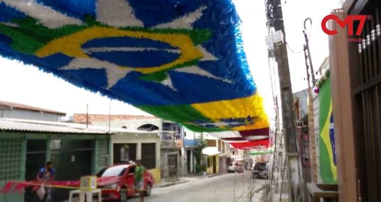 Decoração pronta: rua do bairro Alvorada em Manaus já está em clima de Copa do Mundo; veja vídeo