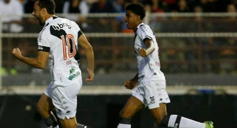 Vasco vence Ituano e está na Série A do Campeonato Brasileiro