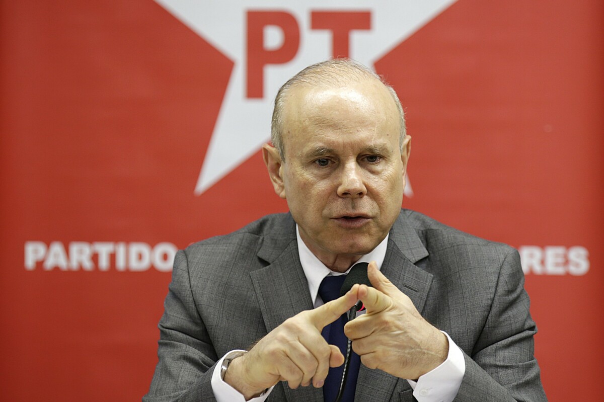 Guido Mantega está proibido de assumir ministério em novo governo, diz TCU