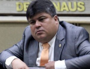 conhecido por espanc4r mulheres