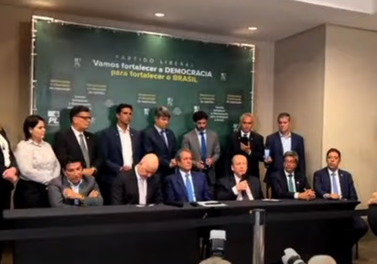 Escândalo: auditores revelam que houveram erros em mais de 270 mil urnas eletrônicas; veja vídeo