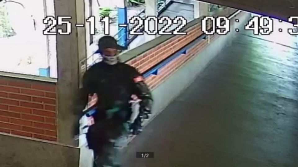 Urgente: atirador invade duas escolas e sai mat4ndo vários jovens; veja vídeo