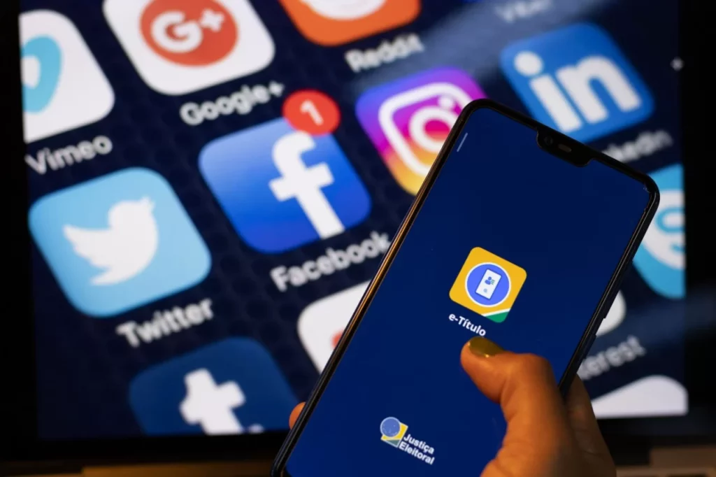 “Controle social”: TSE contrata empresa para monitorar e censurar usuários nas redes sociais