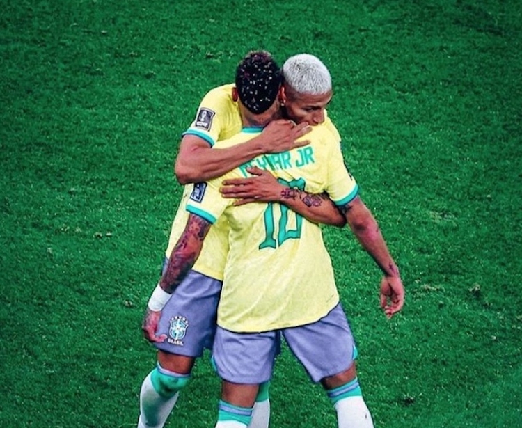 Richarlison pede volta de Neymar: ‘Eu preciso dele ali comigo pra fazer acontecer’