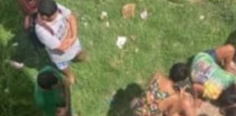 Urgente: Jovem é brut4lmente executado a tiros em ‘trilha’ no Prosamim do Cajual; cenas fortes