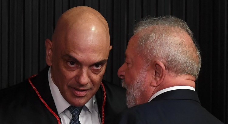 Urgente: Após pedido do PT, Moraes antecipa diplomação de Lula para o dia 12 de dezembro