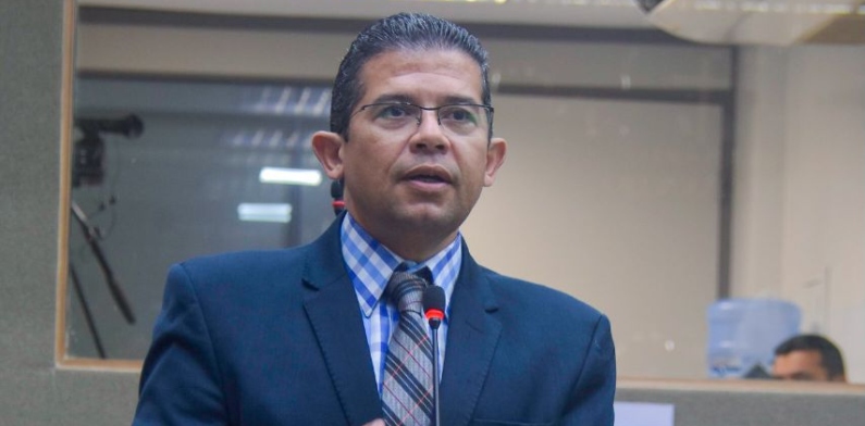 Deputado João Luiz questiona superintendente do DNIT-AM sobre soluções para as pontes da rodovia BR-319