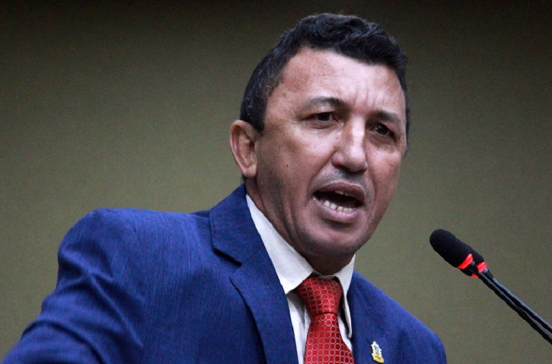 Sassá da Construção desiste da presidência da CMM por falta de apoio