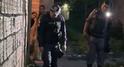 Urgente: jovem é assassin4do em ‘boca de fumo’ no Tarumã; veja vídeo