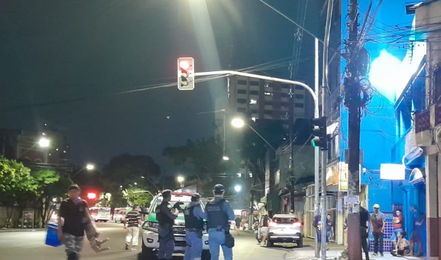 Confirmado: vulgo ‘Lalau e Perninha’ agoniz4m até a mort3 no Centro de Manaus; veja vídeos