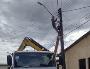 Nove bairros de Manaus ficam sem energia neste domingo (11)