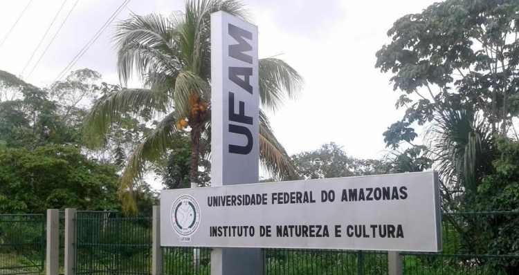 Com salário de até R$6 mil, UFAM abre concurso para professor