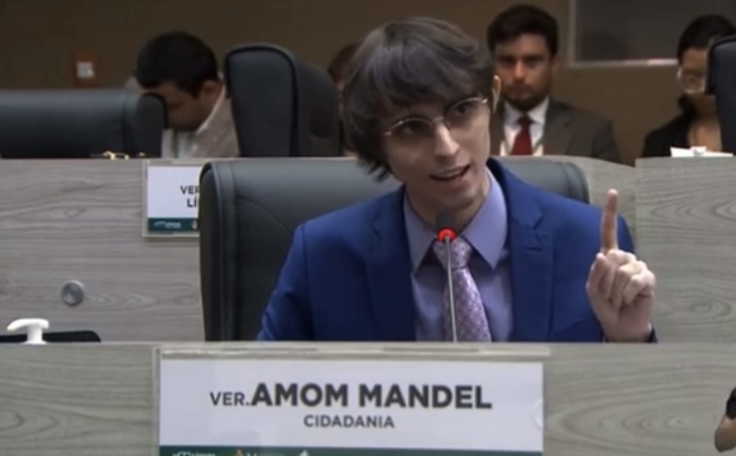 Amom Mandel é acusado de machismo por cobrar trabalho de servidoras na CMM; entenda o caso