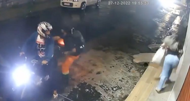 Bandido vestido de gari aproveita chuva para ‘tocar o terror’ no bairro da Glória; veja vídeo