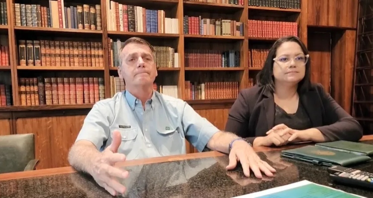 ‘O oxigênio da democracia é a liberdade’, diz Bolsonaro em live de despedida; veja vídeo