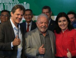 Decisão de Lula de dividir Ministério da Economia cria lentidão e pode agravar crise econômica