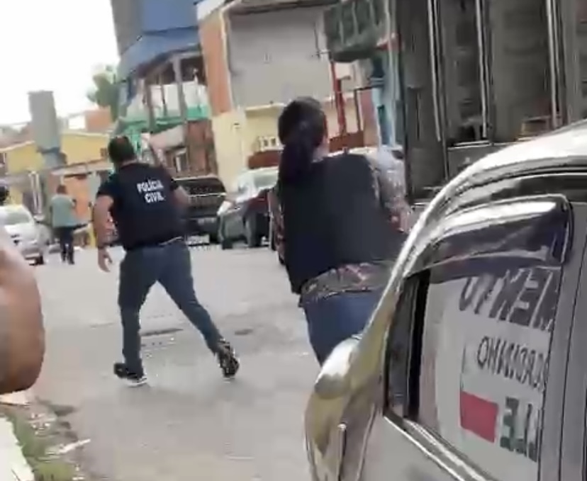 Vaza vídeos de tirotei0 entre Polícia e facção criminos4 em Manaus; veja