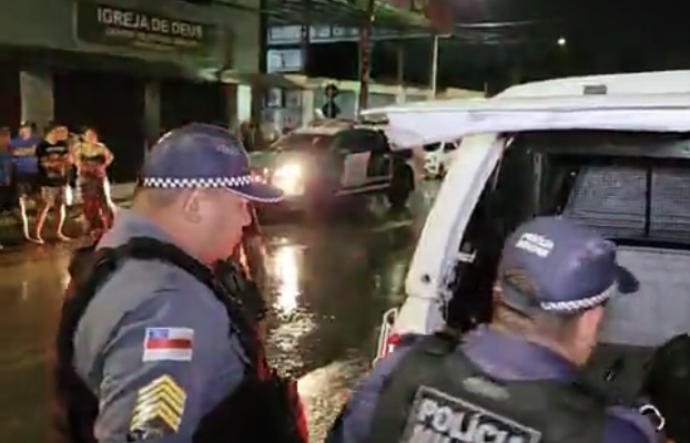 Velozes e furiosos: dois assaltantes são presos após perseguição policial em Manaus
