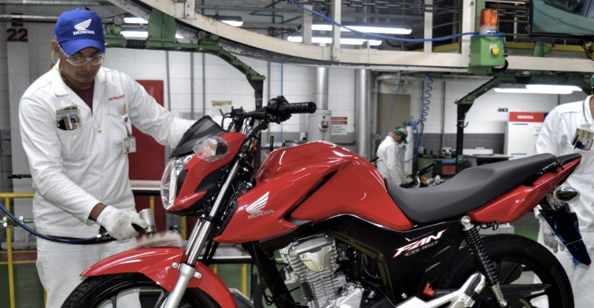 Honda chega a oito milhões de motos flex produzidas no Brasil