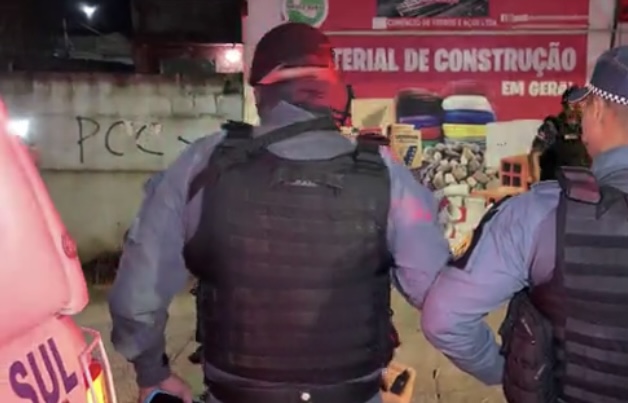 Urgente: membro da facção ‘PCC’ é executad0 com mais de 10 tir0s no Centro de Manaus