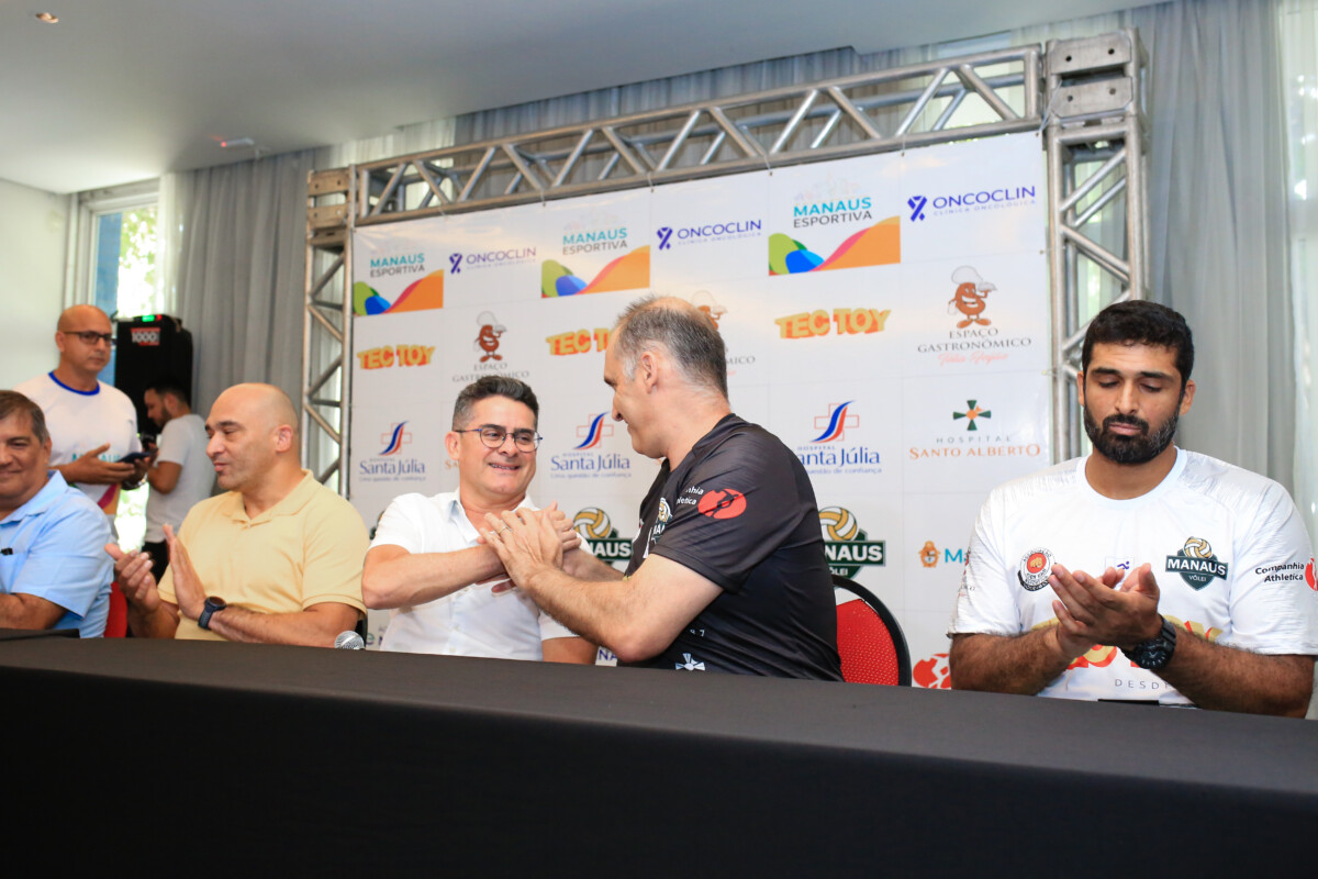 ‘Entramos na Superliga B para sermos campeões’, destaca prefeito David Almeida sobre o Manaus Vôlei/TecToy