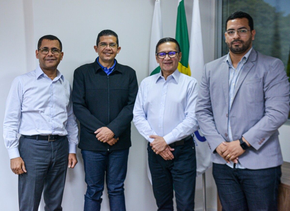 Em Brasília, deputado João Luiz reúne-se com presidente da Fundação Republicana Brasileira