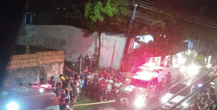 Urgente: jovem é executad0 com mais de 10 tir0s na frente da namorada em Manaus; imagens f0rtes