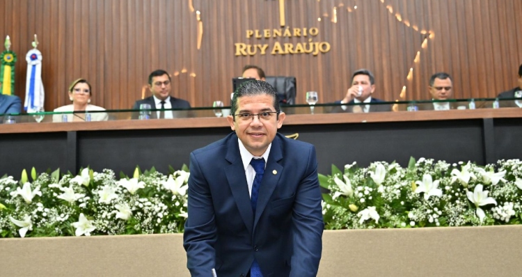 Deputado João Luiz toma posse e assume como novo Secretário-Geral da ALEAM