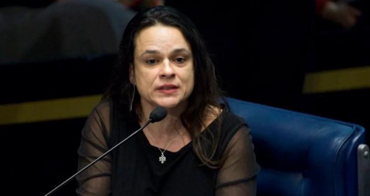Janaina Paschoal critica PGR por falta de provas contra mais de 50 manifestantes em Brasília; veja vídeo